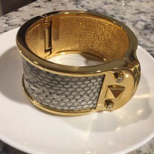 STELLA & DOT MAGNETIC SNAKE SKIN BRACELET